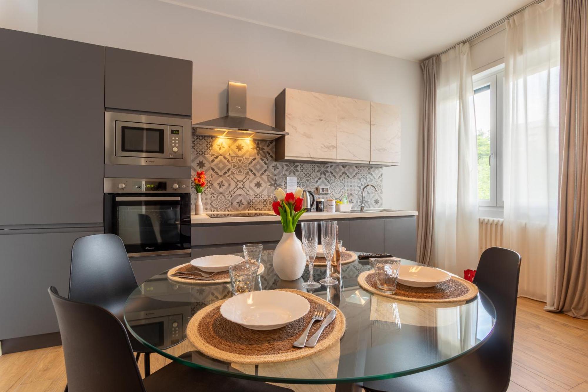 Lavarell - Exclusive Apartment Como Exterior photo